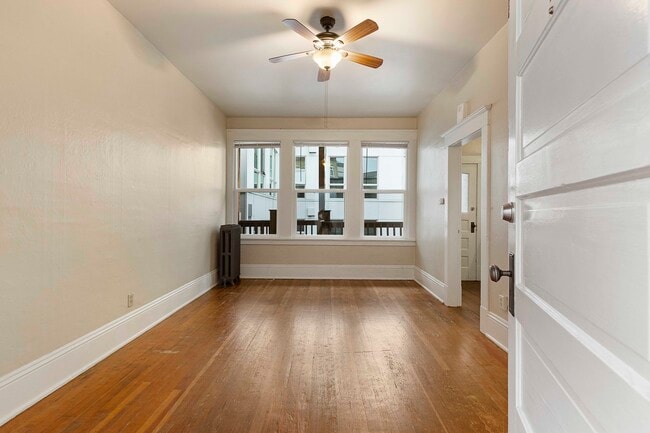 Building Photo - Winston Apartments