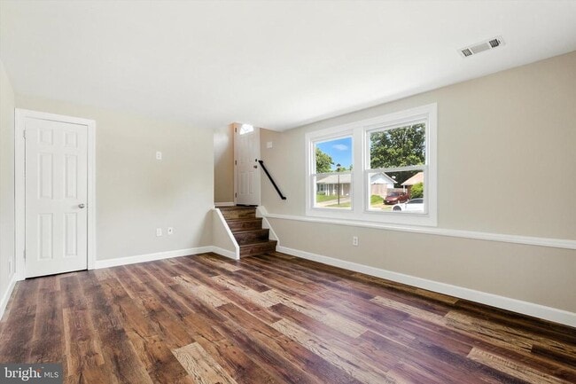 Building Photo - 1307 Farrara Dr