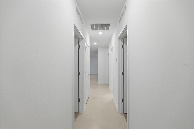 Building Photo - 6760 SW 90th Lp