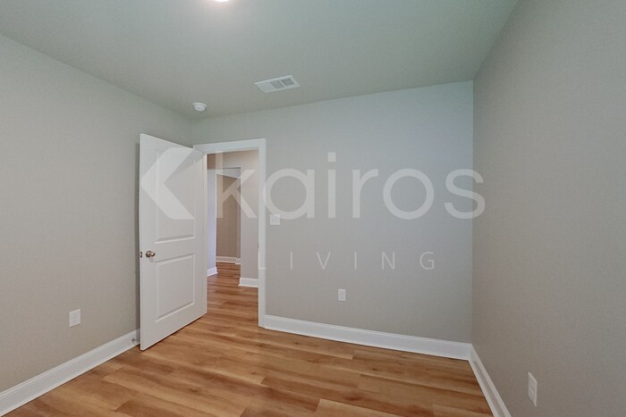 Building Photo - 13754 Willowmore Dr