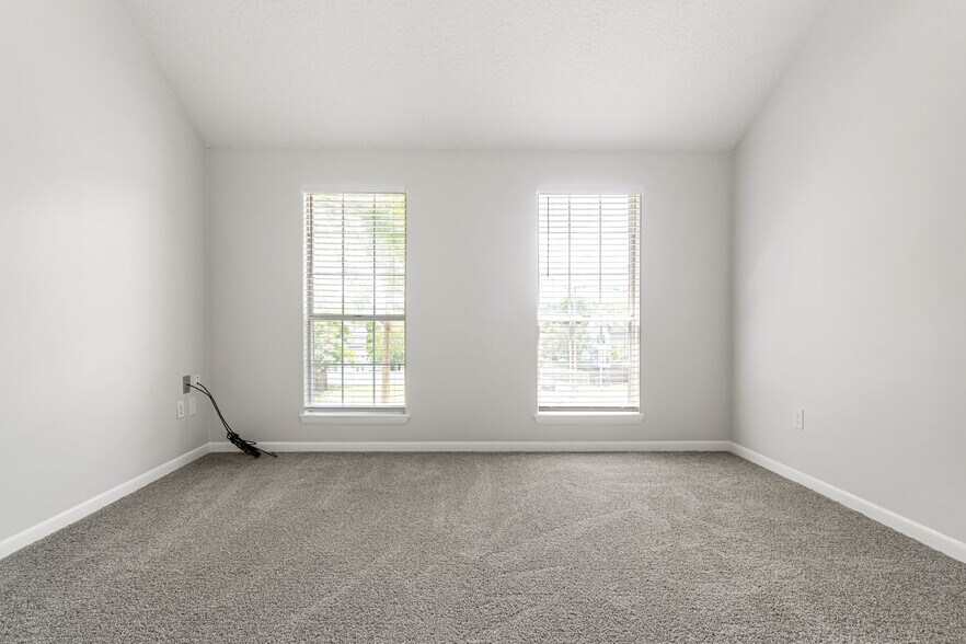 Building Photo - 5608 Hickory Meadows Ct