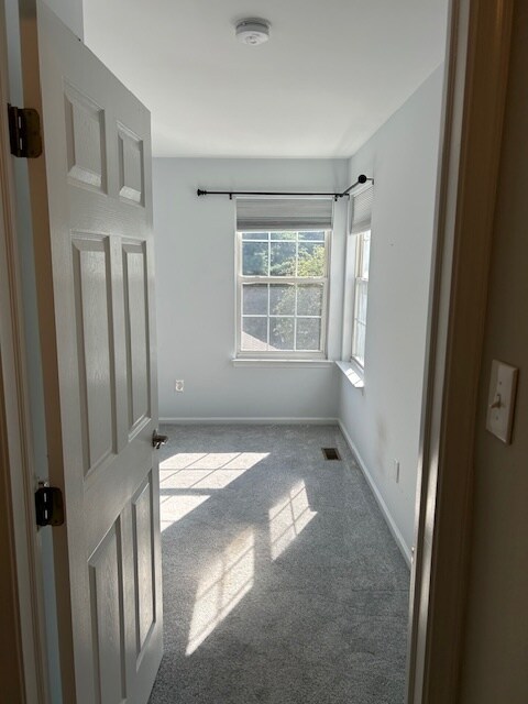Building Photo - 128 Bellwood Ct