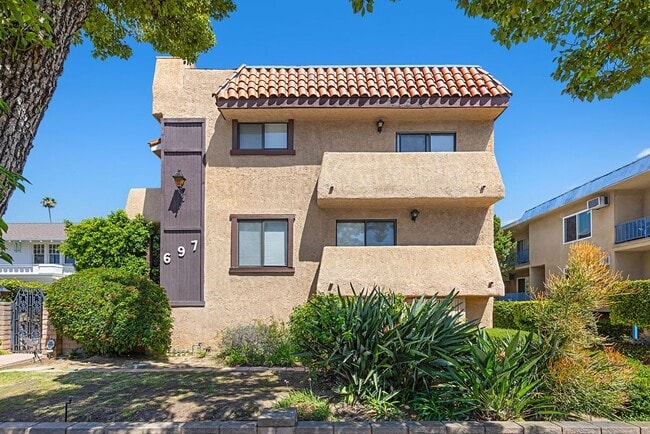 Building Photo - 697 E California Blvd