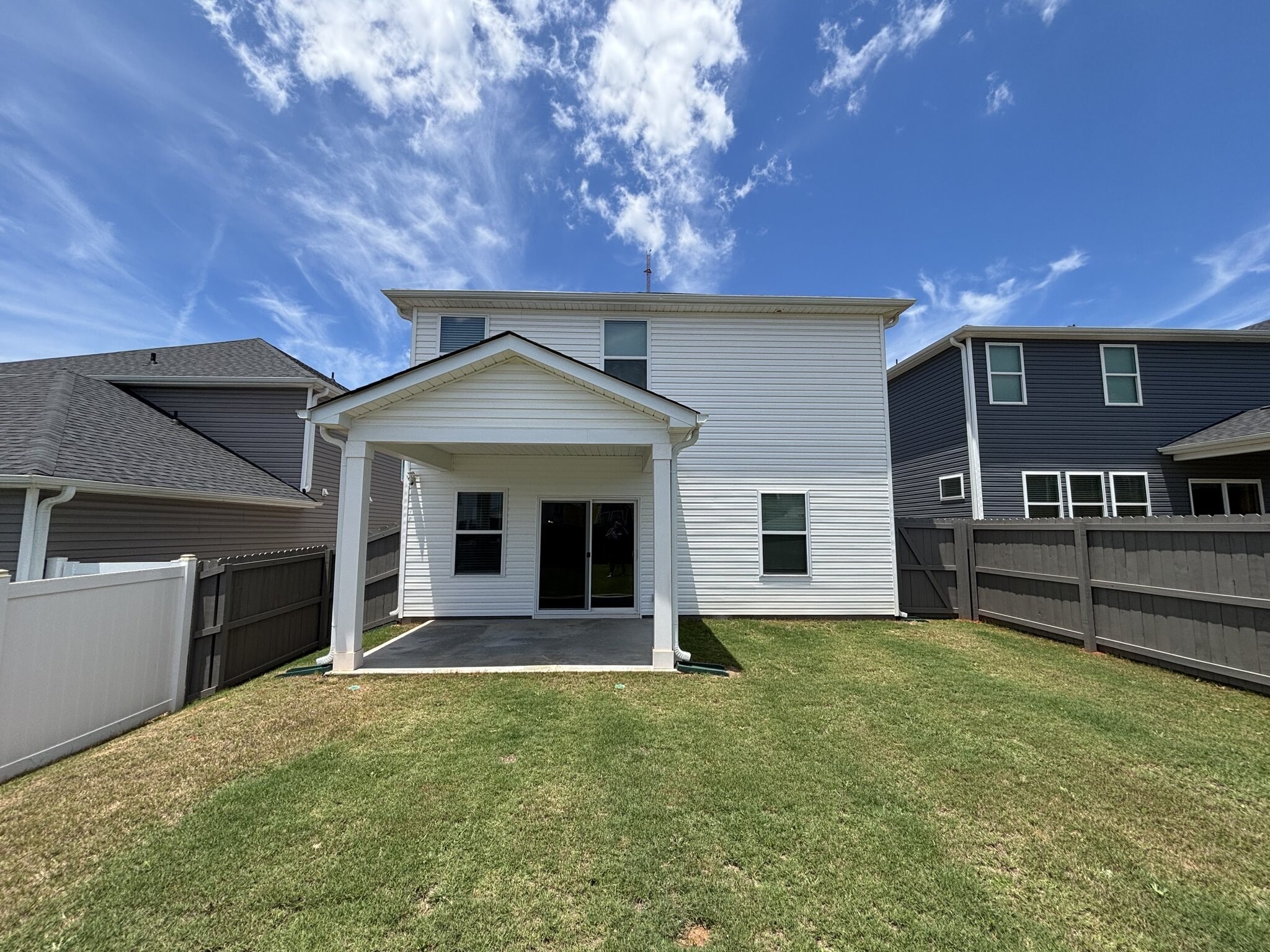 Building Photo - 702 Whitebark Dr