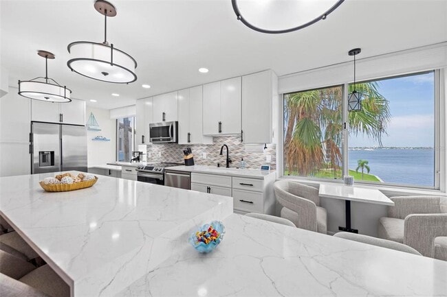 Building Photo - 5153 Isla Key Blvd S