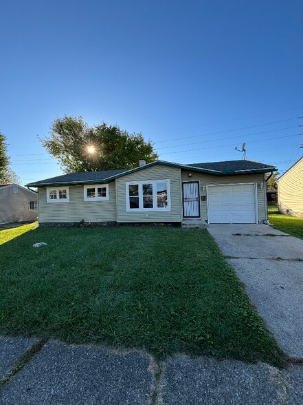 Primary Photo - 6199 Neff Rd