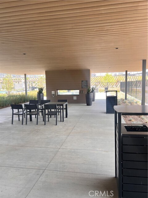 Building Photo - 16032 Sunny Ct