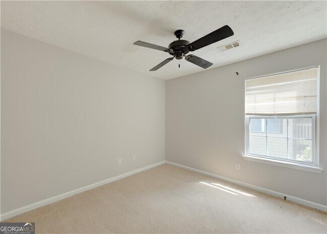 Building Photo - 1795 Stoneoak Cir