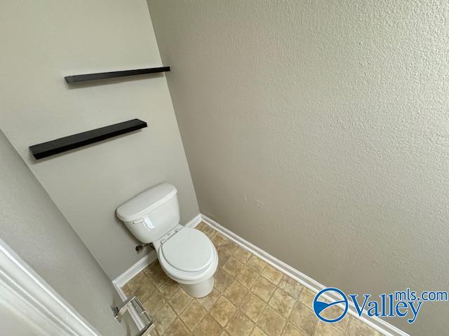 Building Photo - 404 Jasmine Dr