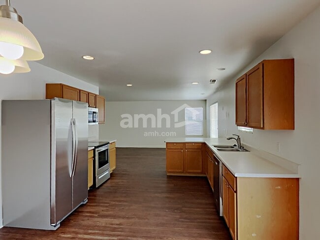 Building Photo - 6737 W Malissa Ann Dr