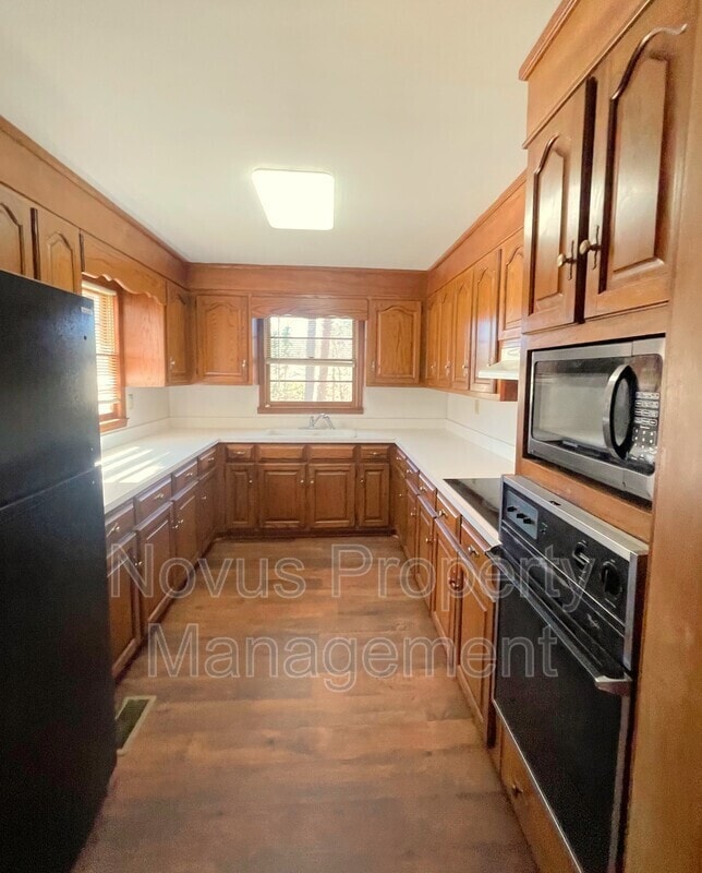 Building Photo - 1379 US-27