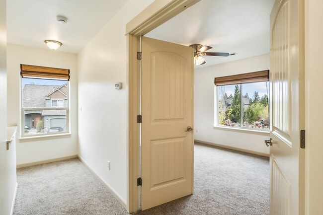 Building Photo - Cozy 3 Bed Home: New Carpet, Fully Fenced Yard & Near Old Mill