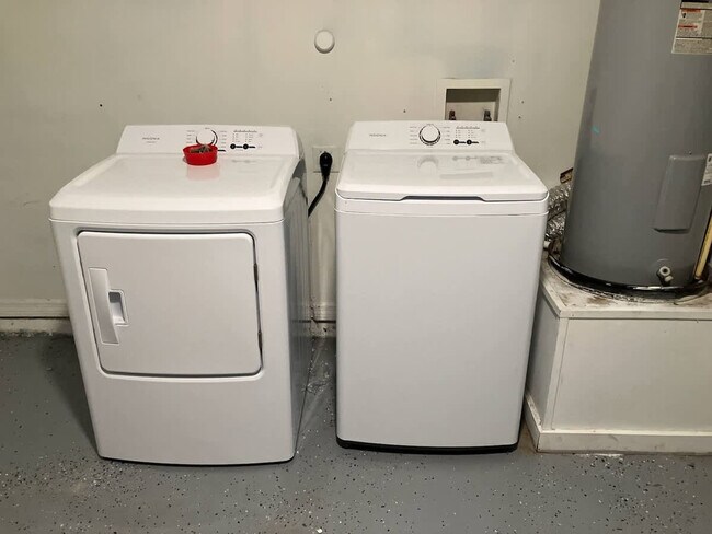 Building Photo - 37135 Grassy Hill Ln