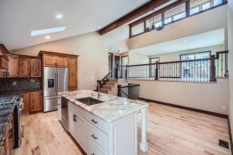 Primary Photo - 4595 Bighorn Rd