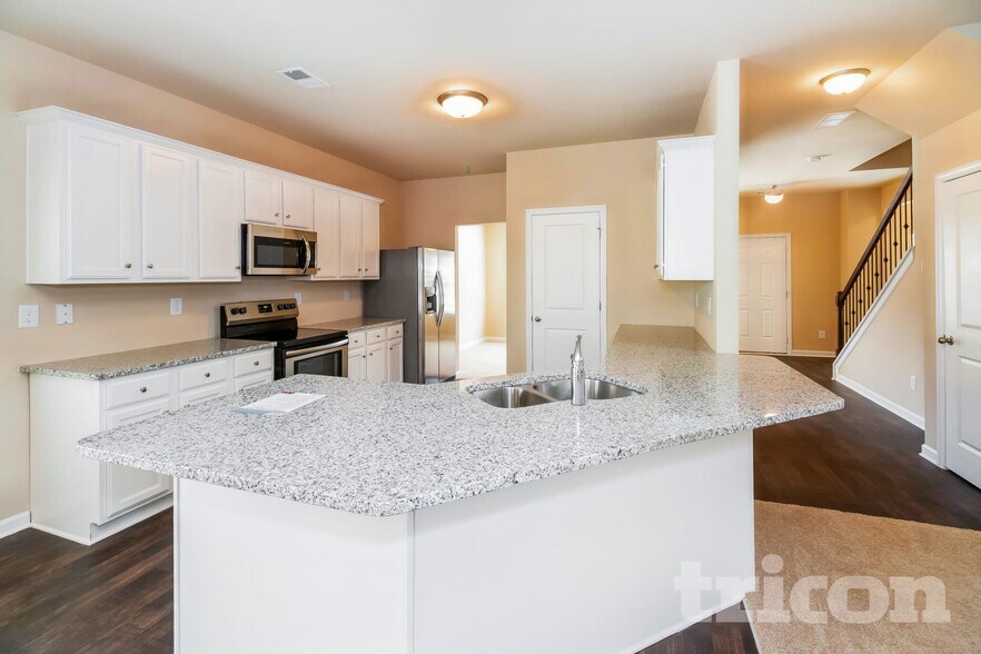 Building Photo - 143 Southwind Ln