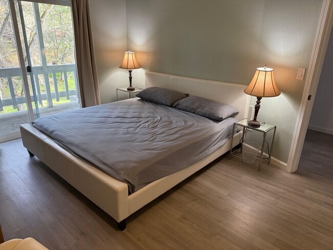 Building Photo - Beautiful Home for rent !! ( FURNISHED)