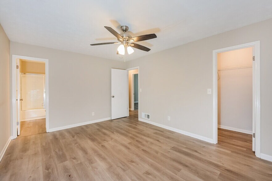 Building Photo - 3824 Princess Ct