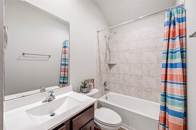 Building Photo - 22627 Petrizzi Ln