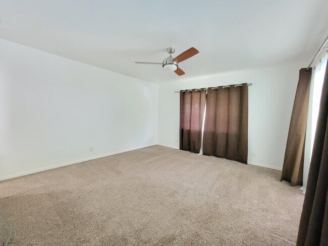 Building Photo - 1084 SE St Lucie Blvd