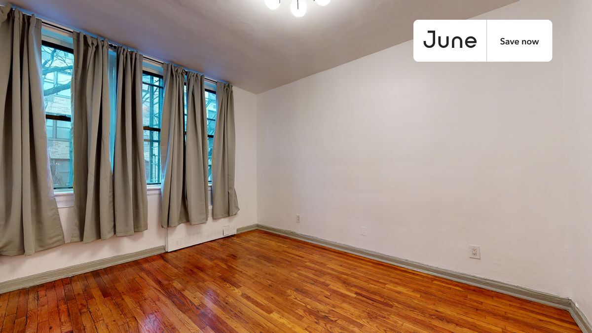 Building Photo - 334 E 90th St