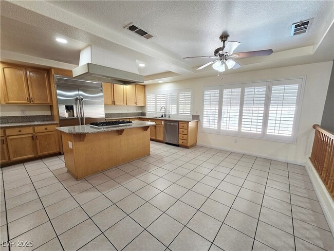 Building Photo - 2522 Furnace Creek Ave