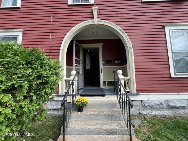 Building Photo - 1084 Wendell Ave