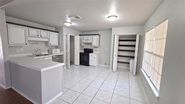 Building Photo - 4514 Carmel Ln