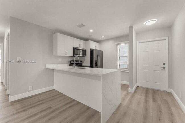 Building Photo - 10375 NW 35th St