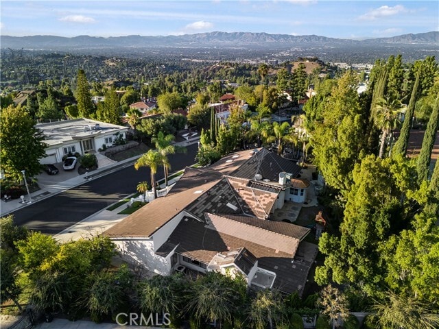 Building Photo - 3814 Alonzo Ave