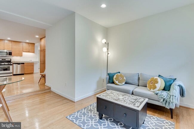 Building Photo - 2821 27th St NW