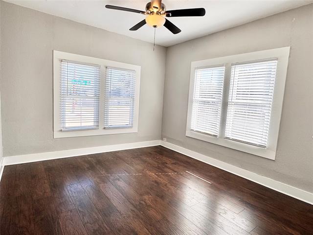 Building Photo - 3455 Roberts Ave