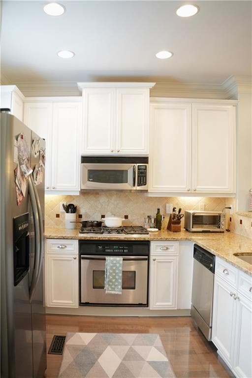 Building Photo - 1120 Glenridge Pl NE