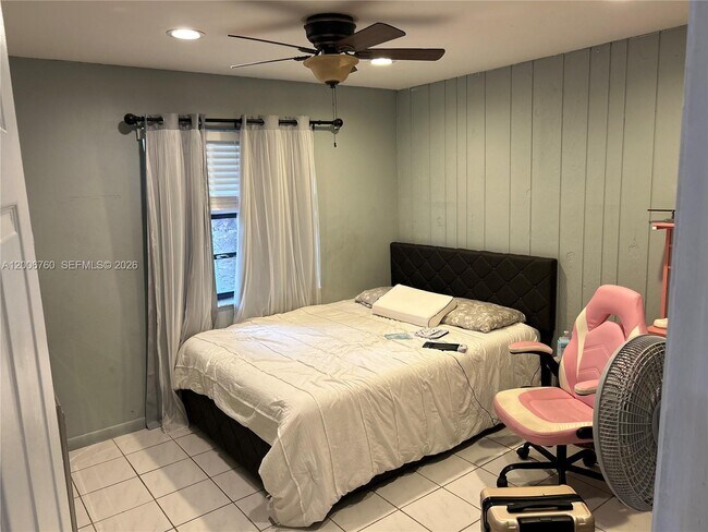 Building Photo - 11781 NW 14th St