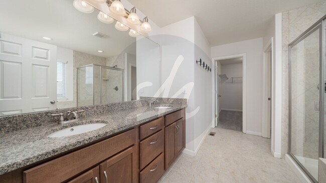 Building Photo - Stunning Home in Banning Lewis Ranch