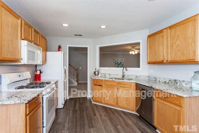 Building Photo - 109 Chilmark Ridge Dr