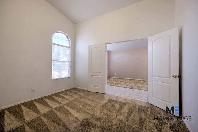 Building Photo - 3Bed/2Bath House at Beardsley/95th Ave! JO...