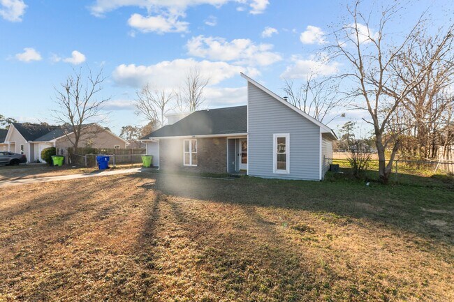 Building Photo - 308 Panther Trail