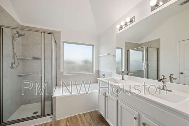 Building Photo - 10022 Granite Grove Ln