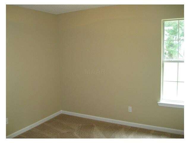 Building Photo - 9274 Charly Hill Ln