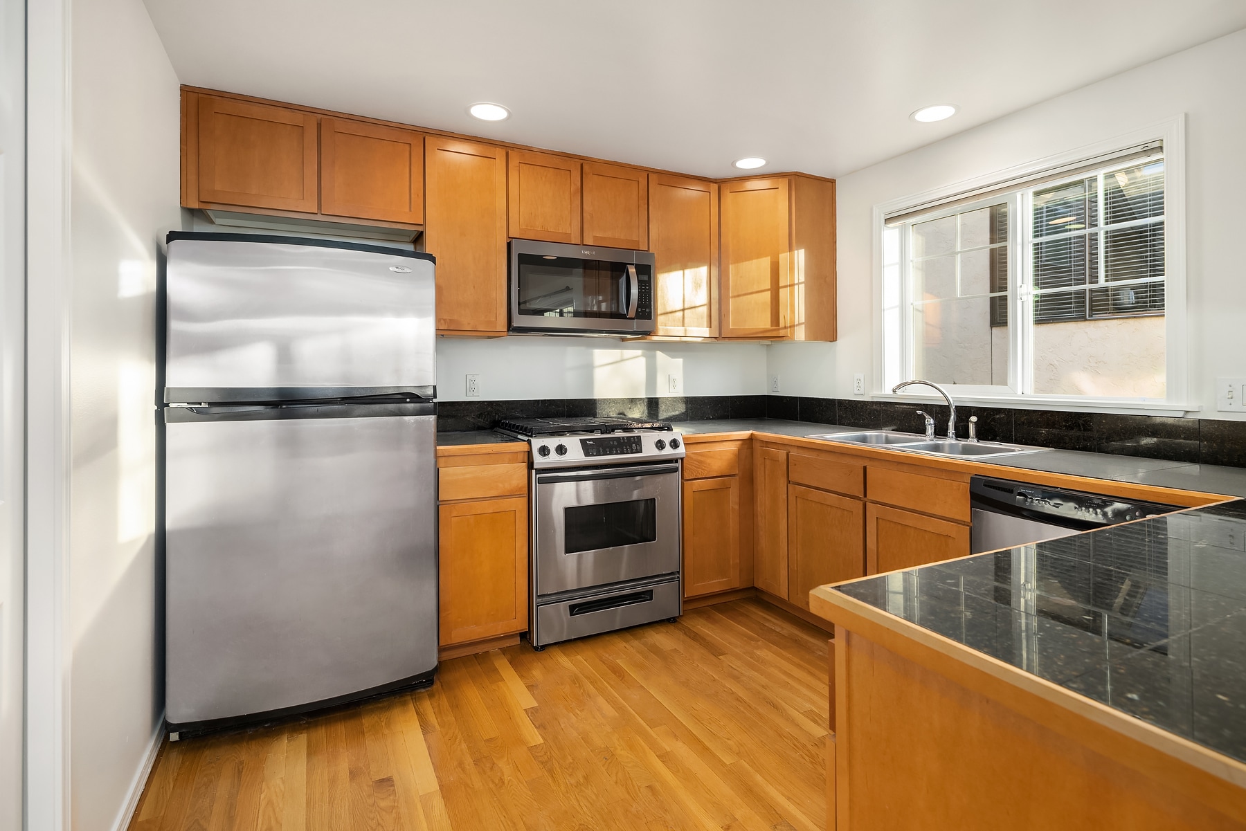 Building Photo - 11708 Greenwood Ave N