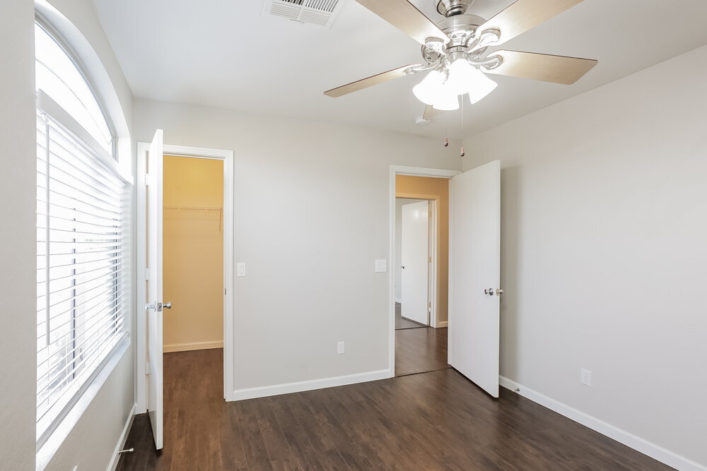 Building Photo - 10637 W Nez Perce St