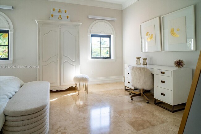 Building Photo - 6450 SW 126th Street Rd