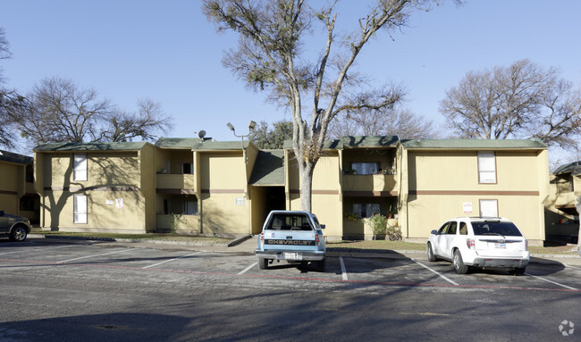 Primary Photo - Little Brook Apartments