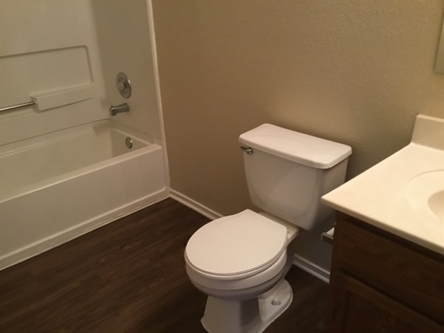 Building Photo - 25018 Longbranch Run