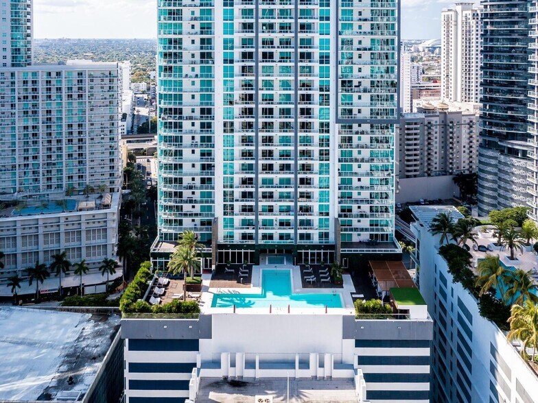 Building Photo - 1080 Brickell Ave