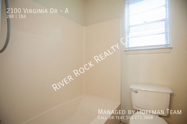 Building Photo - 2100 Virginia Dr