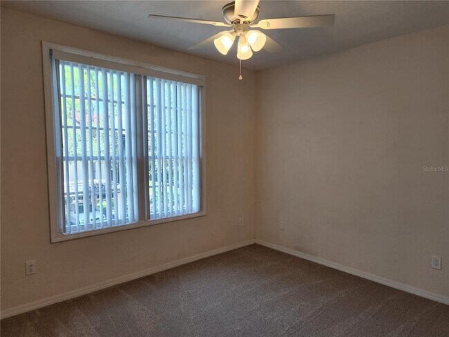 Building Photo - 4174 Central Sarasota Pkwy