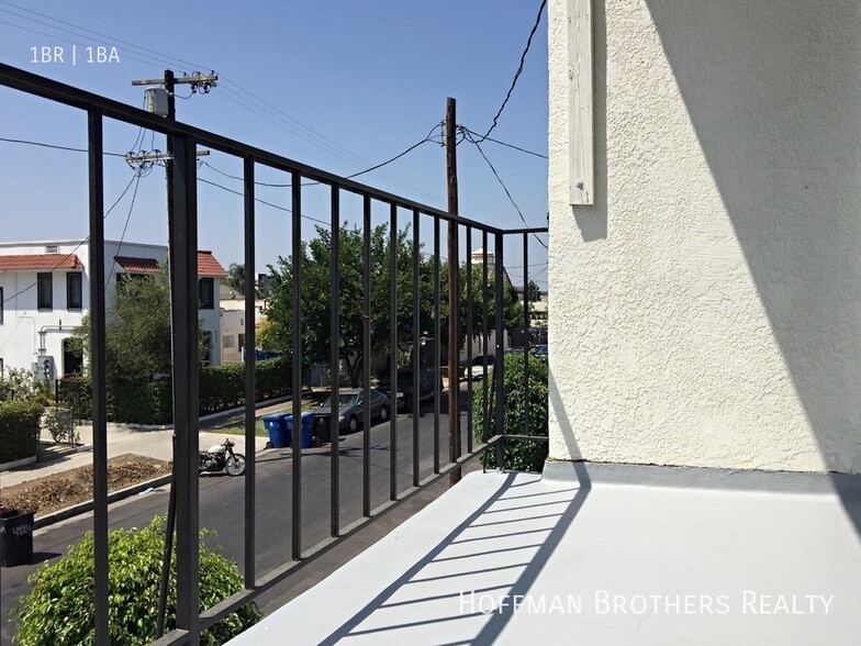 Building Photo - 4129 Monroe St