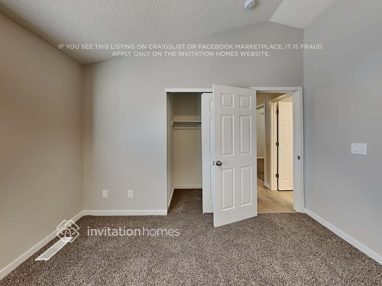 Building Photo - 740 Jayton Dr
