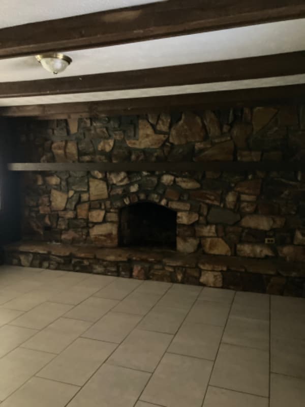 Building Photo - 127 Huff Dr